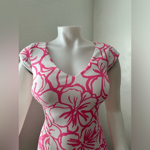Lilly Pulitzer Floral Print Dress - Picture 2 of 7